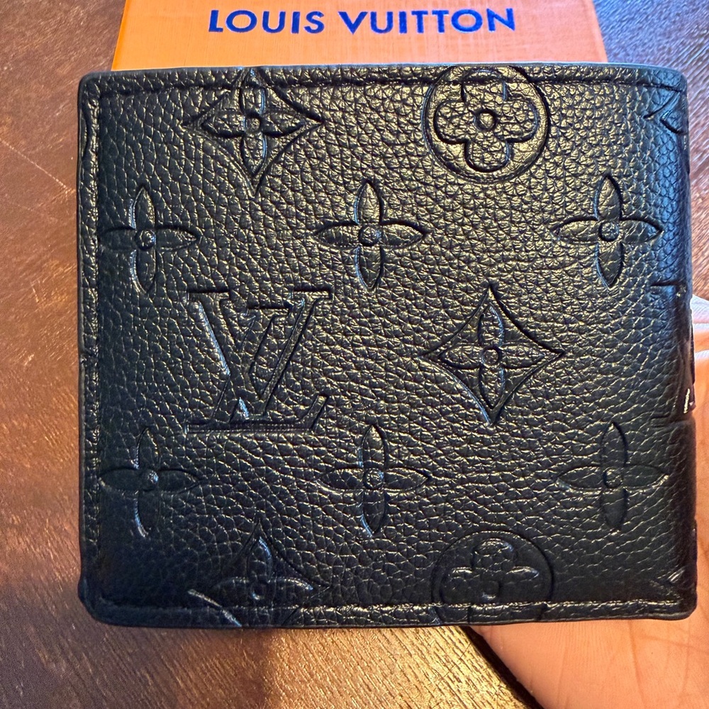 Louis Vuitton Logo Black Leather Wallet